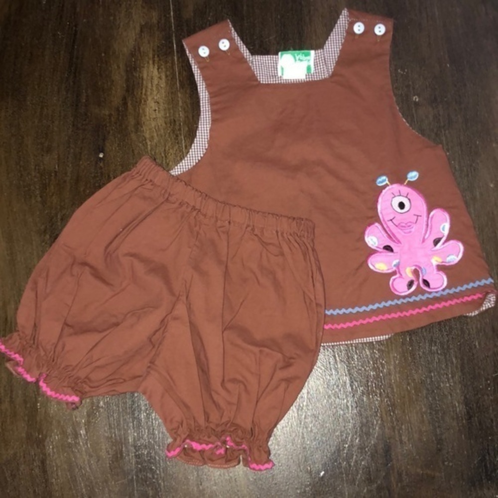 Green Apple Reversible Dress Capri Set